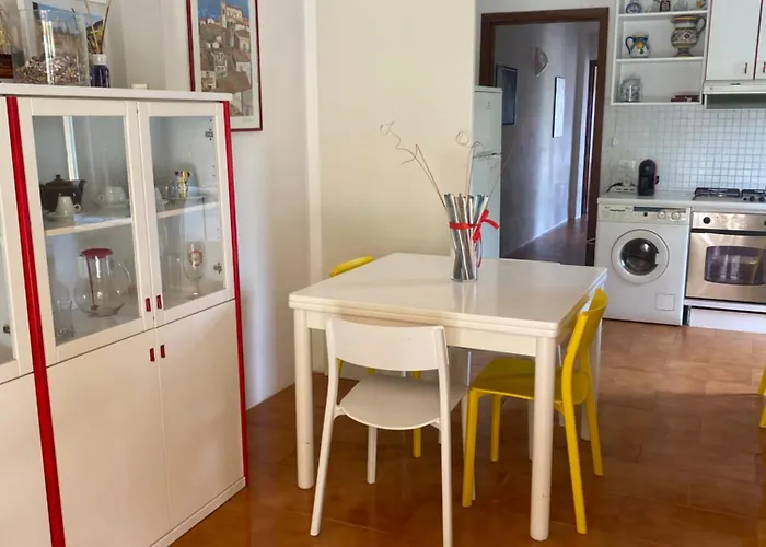 Scopello Beach 度假居 *